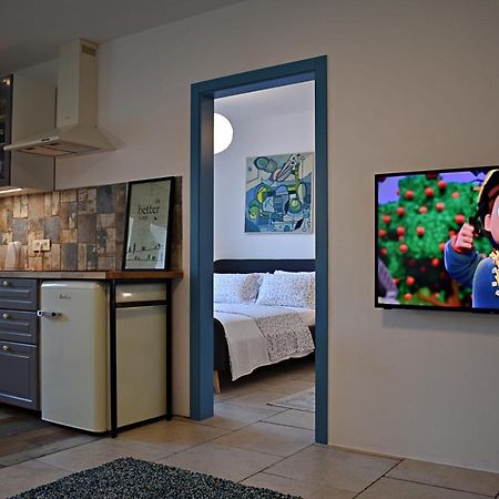 Postaja 33 Apartman Zgornje Skofije Kültér fotó