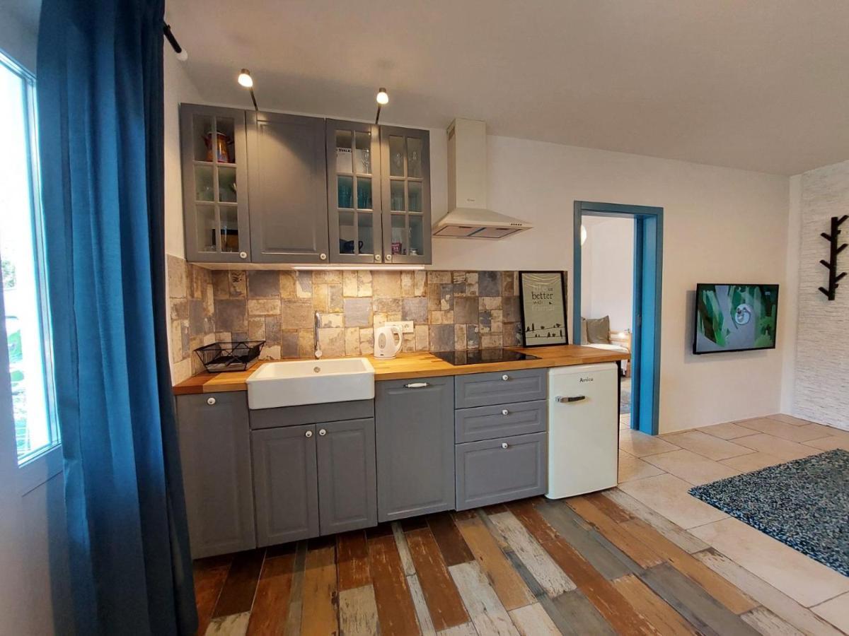 Postaja 33 Apartman Zgornje Skofije Kültér fotó
